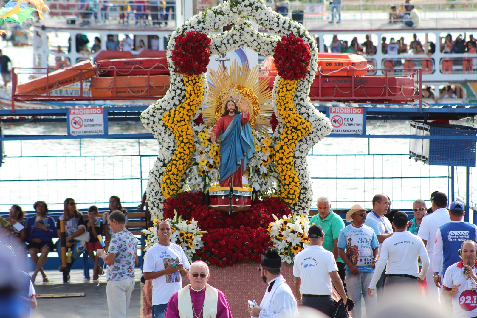 Festa do Bom Jesus de Penedo completa 135 anos procissão missa e