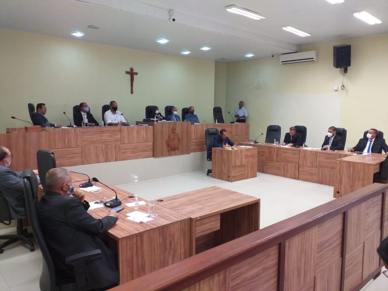 Superintendente da SMTT Penedo apresenta ações do setor para vereadores