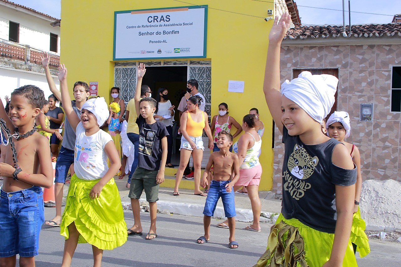 Comemoração antecipada sobre Consciência Negra em Penedo leva serviços da  Defensoria Pública e do Sebrae até o Oiteiro - Prefeitura de Penedo / AL